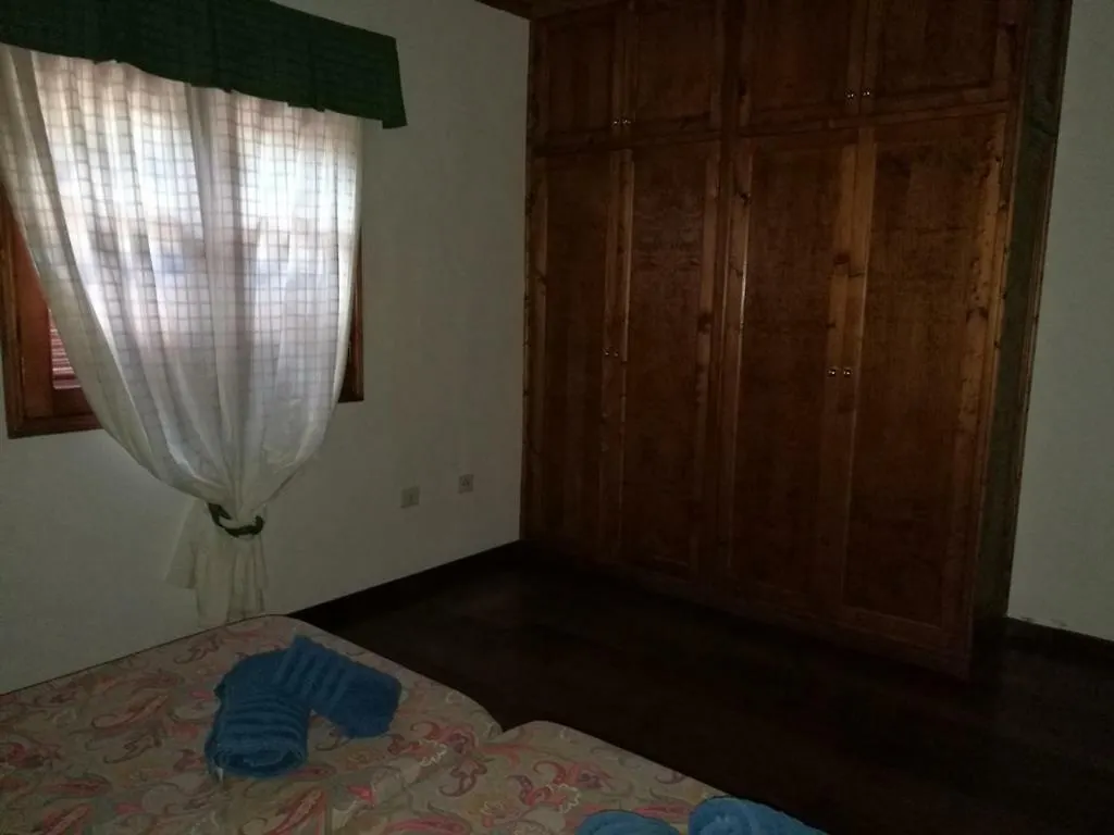 La Oliva Inn 0*, La Oliva